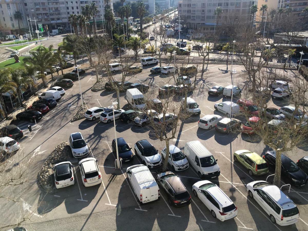 Cosy T2 Port de Toulon - Stade Mayol Clim, WIFI Gratuit Extérieur photo